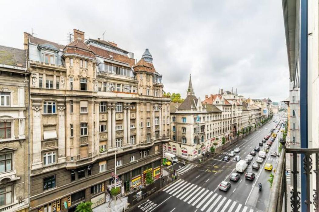 Hi-Bp Design Home Apartments In The Heart Of Будапешт Экстерьер фото